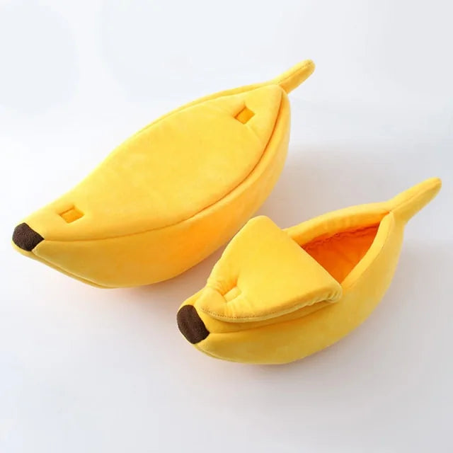 Plush Banana Cat Bed – Cozy and Secure Pet Hideaway